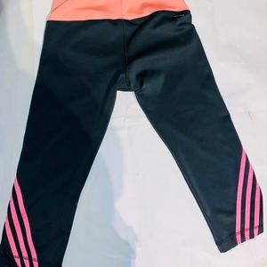 Adidas like new workout Capri size large